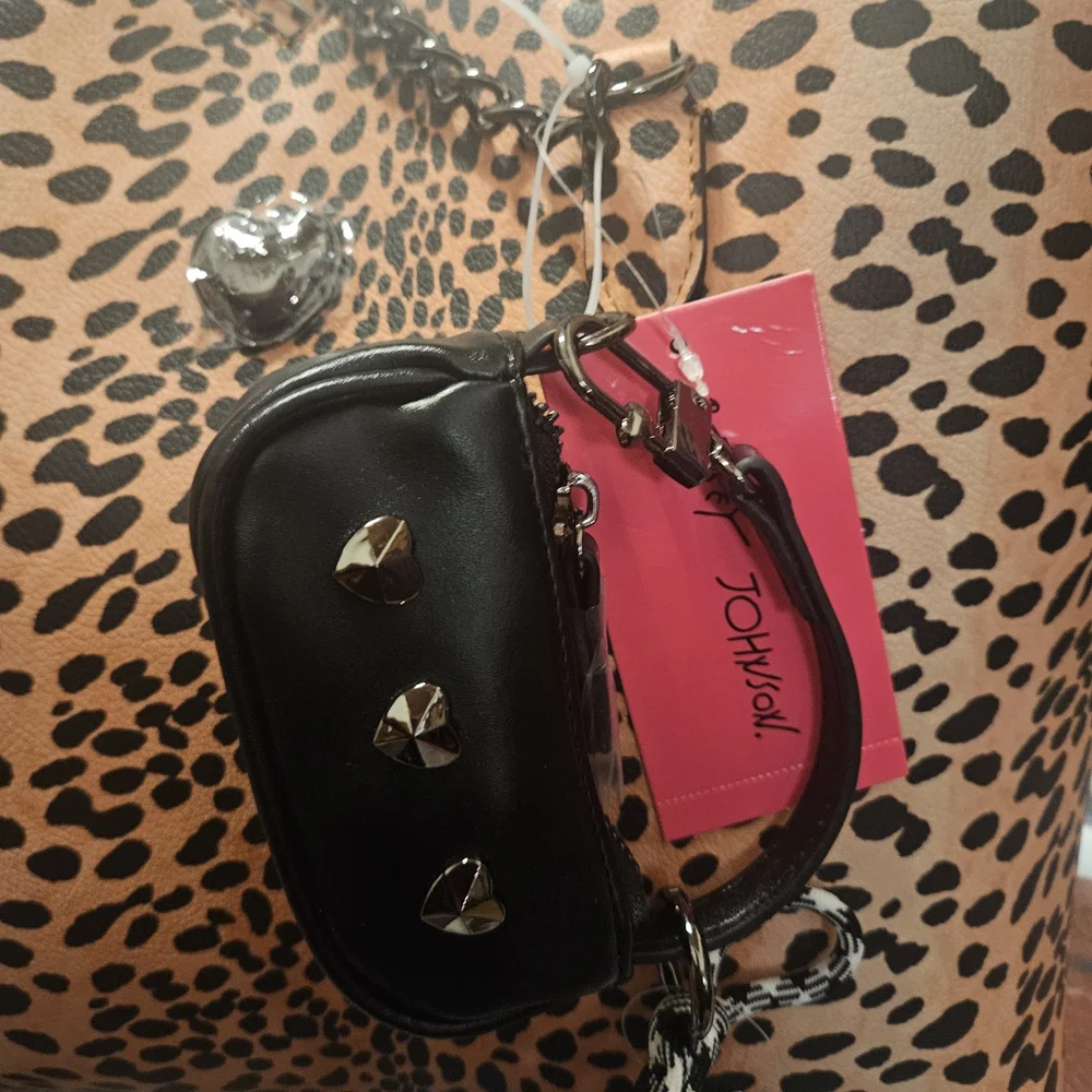 Betsey Johnson Leopard Print Tote with Black Details - Picture 6 of 8